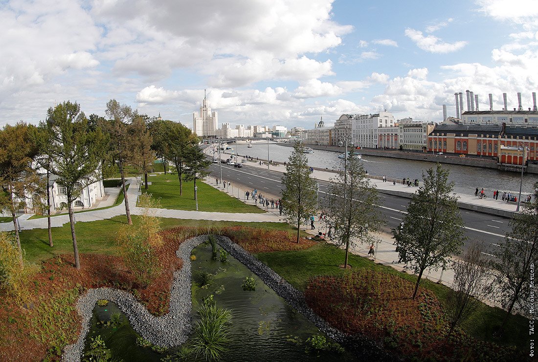 Ландшафтный парк Зарядье в Москве