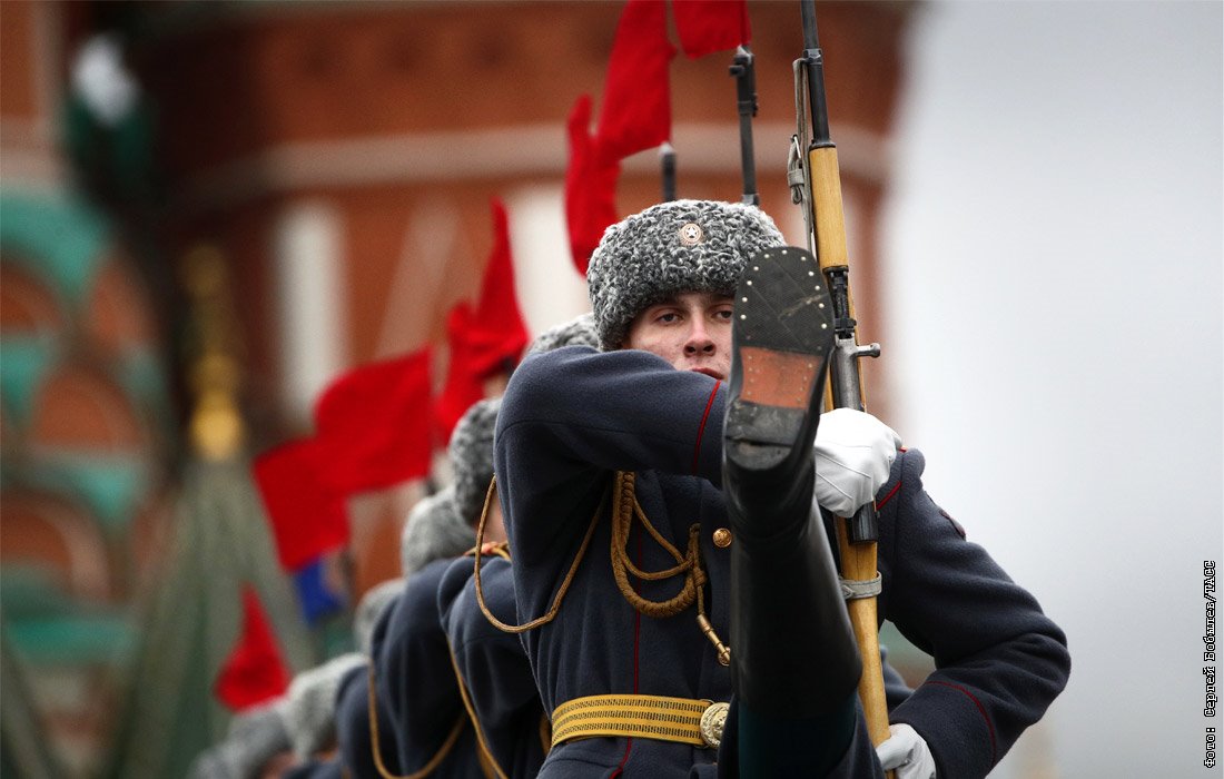 Марш на красной площади. Парад на красной площади 7 ноября 2019. Парад 7 ноября 2019 года в Москве на красной площади. Военно-историческая реконструкция военного парада.