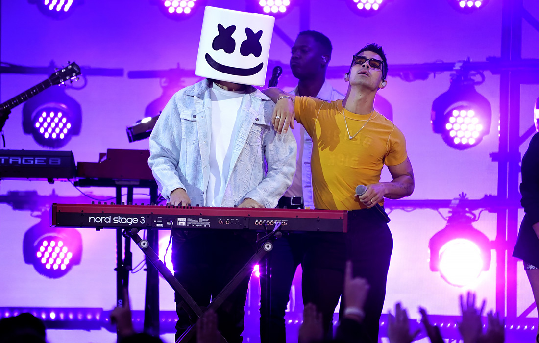 Marshmello jonas brothers leave