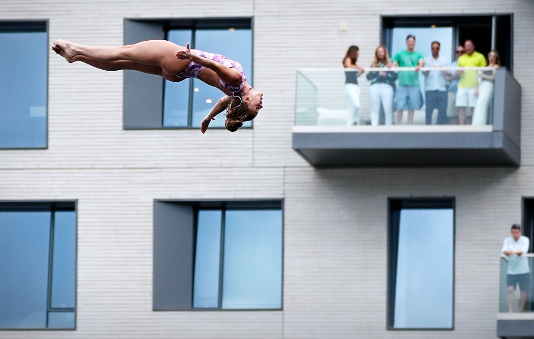 Прыжки в воду с экстремальных высот Red Bull Cliff Diving в Бостоне