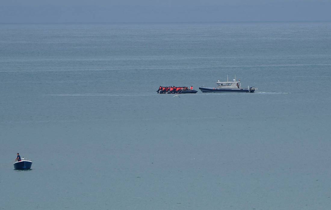 Лодка с мигрантами задержана у побережья Северного моря во Франции