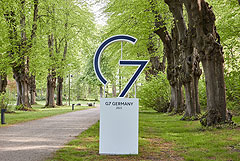    G7       