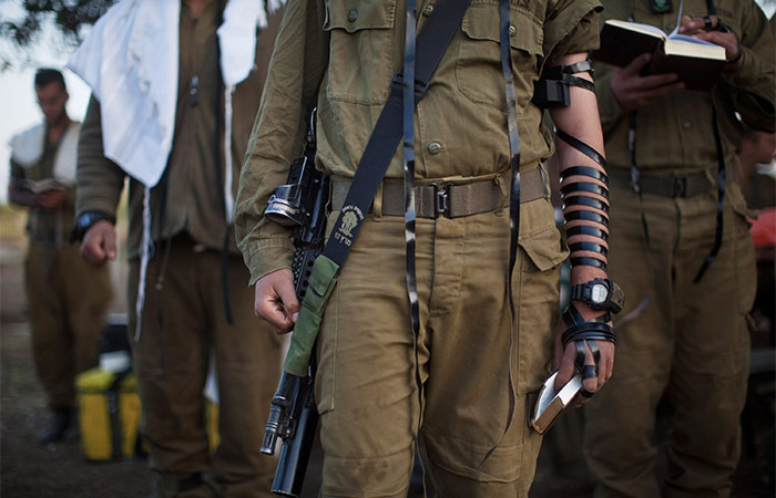 Верховный суд Израиля решил, что ультраортодоксальные иудеи должны пройти службу в армии