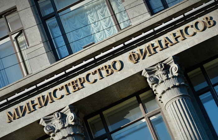 Минфин оценил дефицит бюджета РФ в январе-июне в 0,5% ВВП