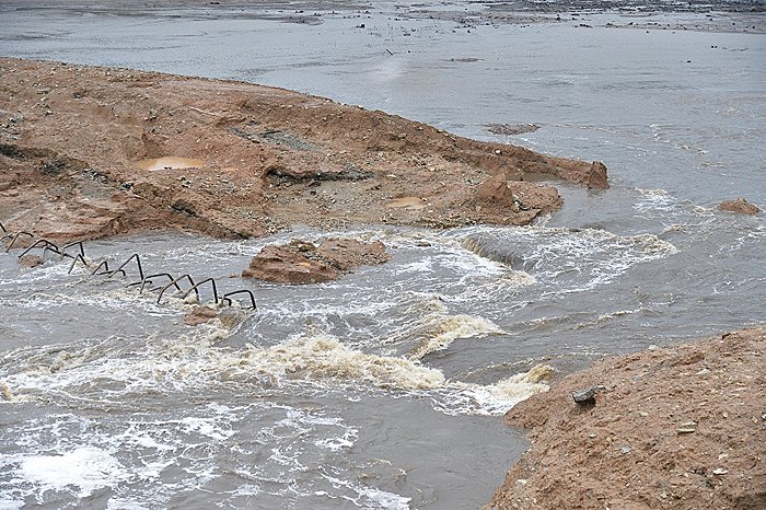 Режим ЧС ввели в челябинском городе Коркино из-за подъема воды
