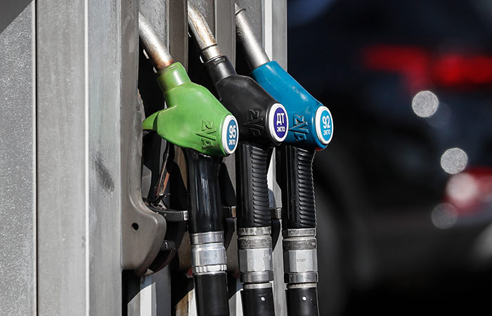 В Минэнерго заявили о принципиальном решении ограничить экспорт бензина в сентябре-октябре