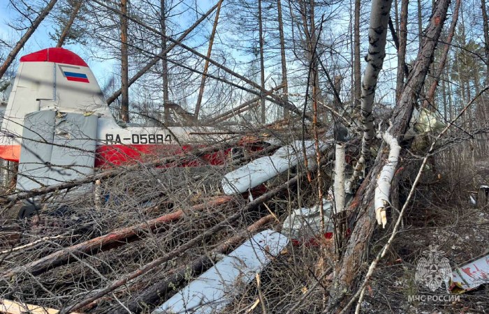 Один человек погиб при аварийной посадке самолета Ан-3 в Якутии0